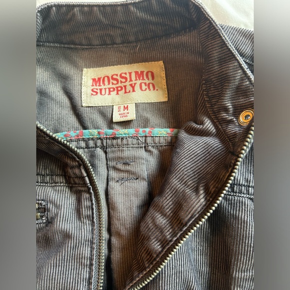 The perfect jacket to pair with jeans, shorts or skirt a must have. - Picture 2 of 2